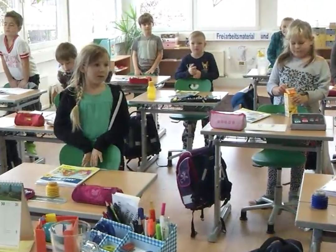 Kleinste Schule Oberösterreichs wächst – 2 weitere Klassen ab 2016